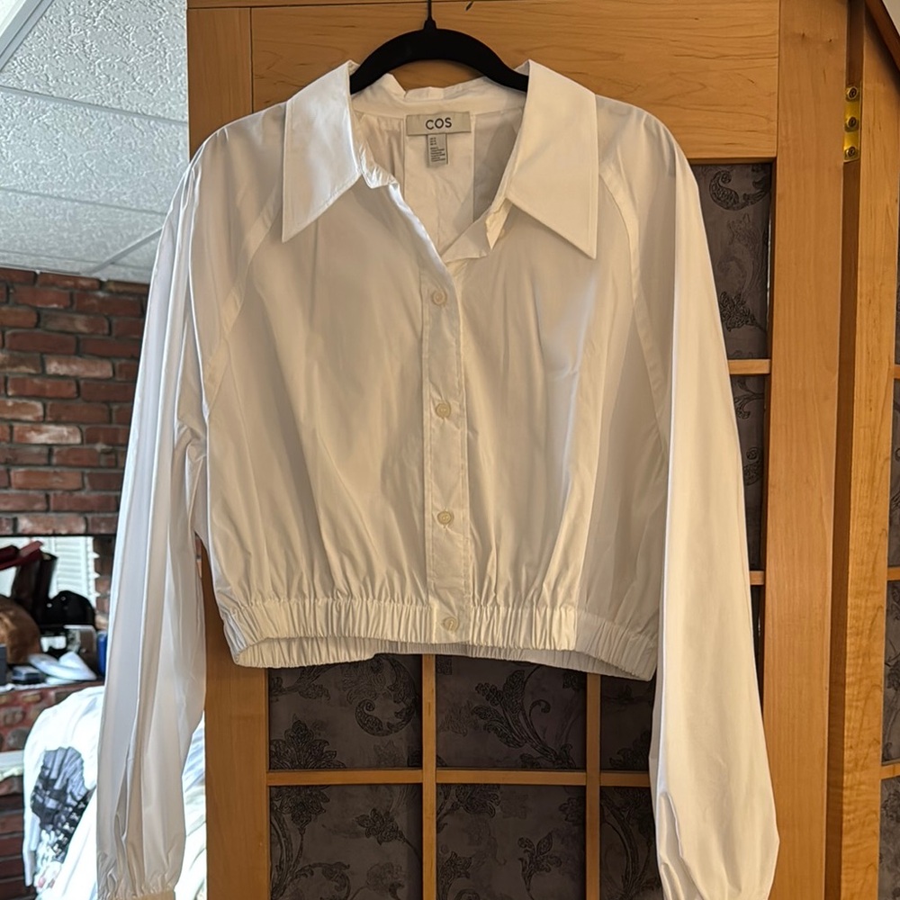COS White Long Sleeve Cropped Button Down Shirt
